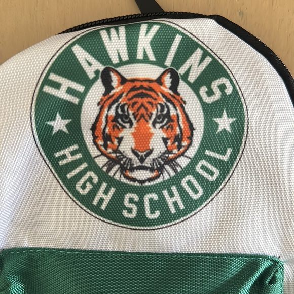 NWT Stranger Things Hawkins High Backpack with Poop Bag Dispenser Pocket Harness - Picture 3 of 6